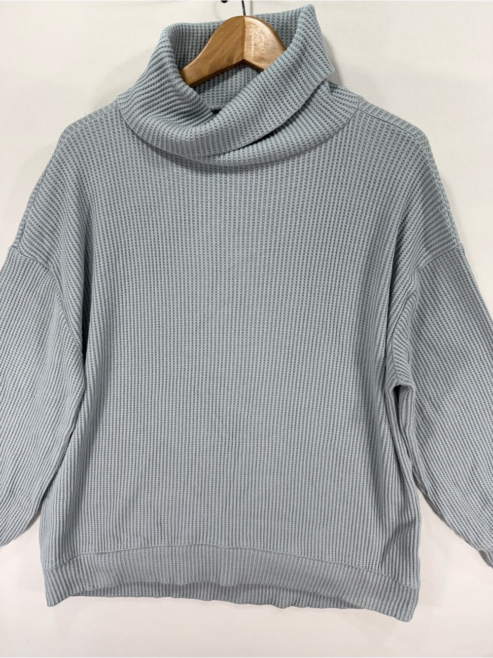 GAP Cowl Neck Sweater in Baby Blue Size Medium